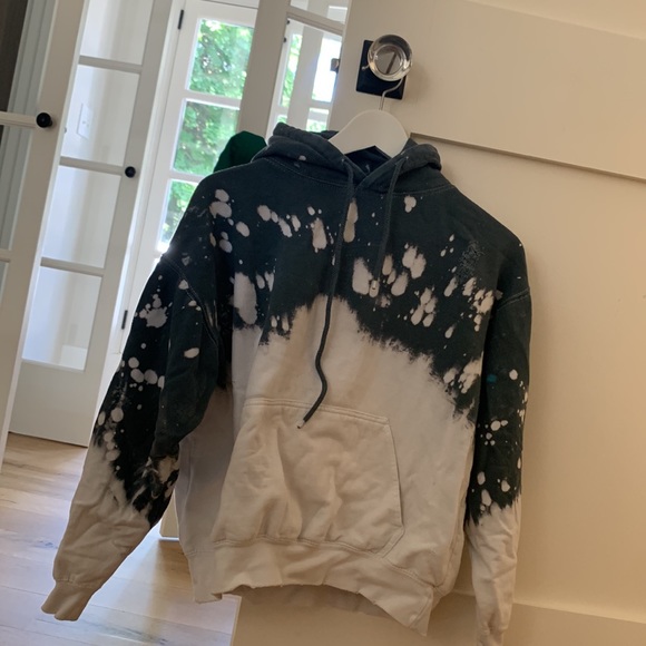 ACID WASH CHARCOAL HOODIE - Picture 4 of 5